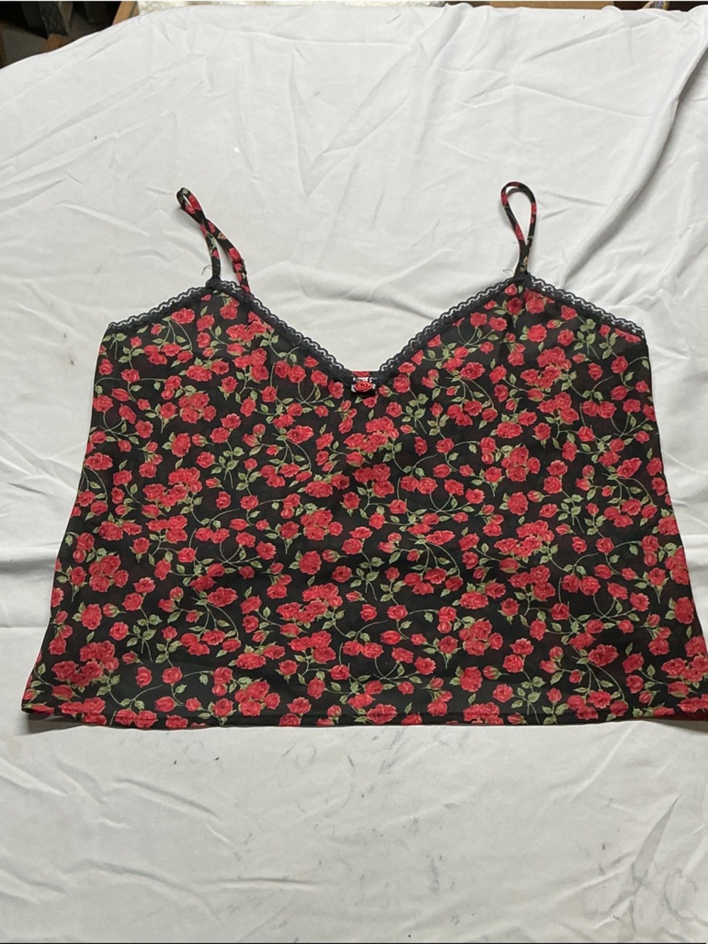Black Floral Lace-Trim Cami with Red Rose Print Sz M 1047